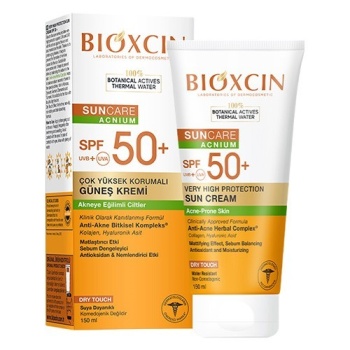 Bioxcin Sun Akneye Eğilimli Ciltler için Çok Yüksek Korumalı Güneş Kremi SPF50 150ml